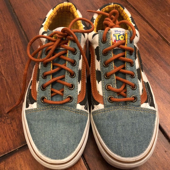 vans toy story woody